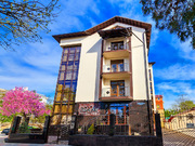 Фасад отеля «Black Sea»